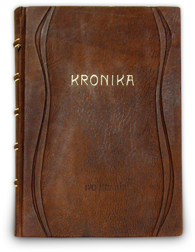 Kronika A4